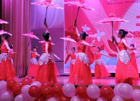 青島陽光寶貝幼兒園開園慶典——大型兒童舞臺劇演出圓滿成功!