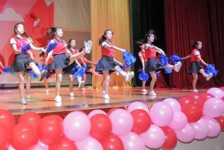 青島陽光寶貝幼兒園開園慶典——大型兒童舞臺劇演出圓滿成功!