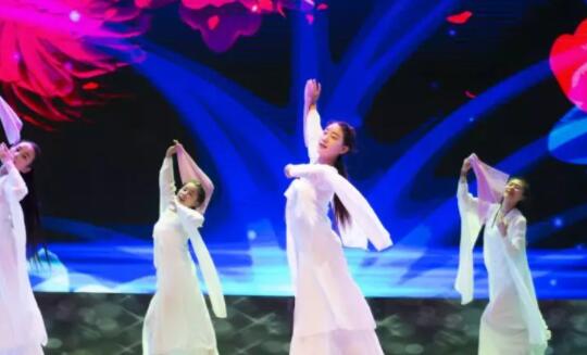 �ݳ������U