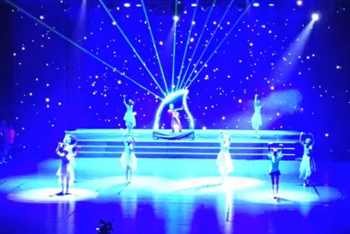 青島江西路激光豎琴現(xiàn)場演出表演